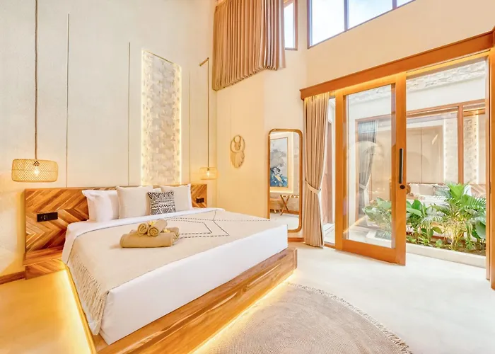 Lima 8bdr Jacuzzi Sauna Ice-bath Cinema Villa Seminyak (Bali)