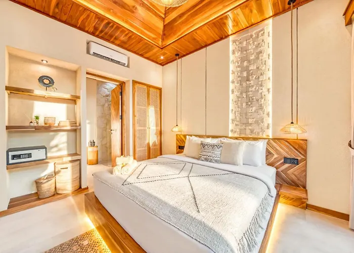 Villa Lima 8bdr Jacuzzi Sauna Ice-bath Cinema
